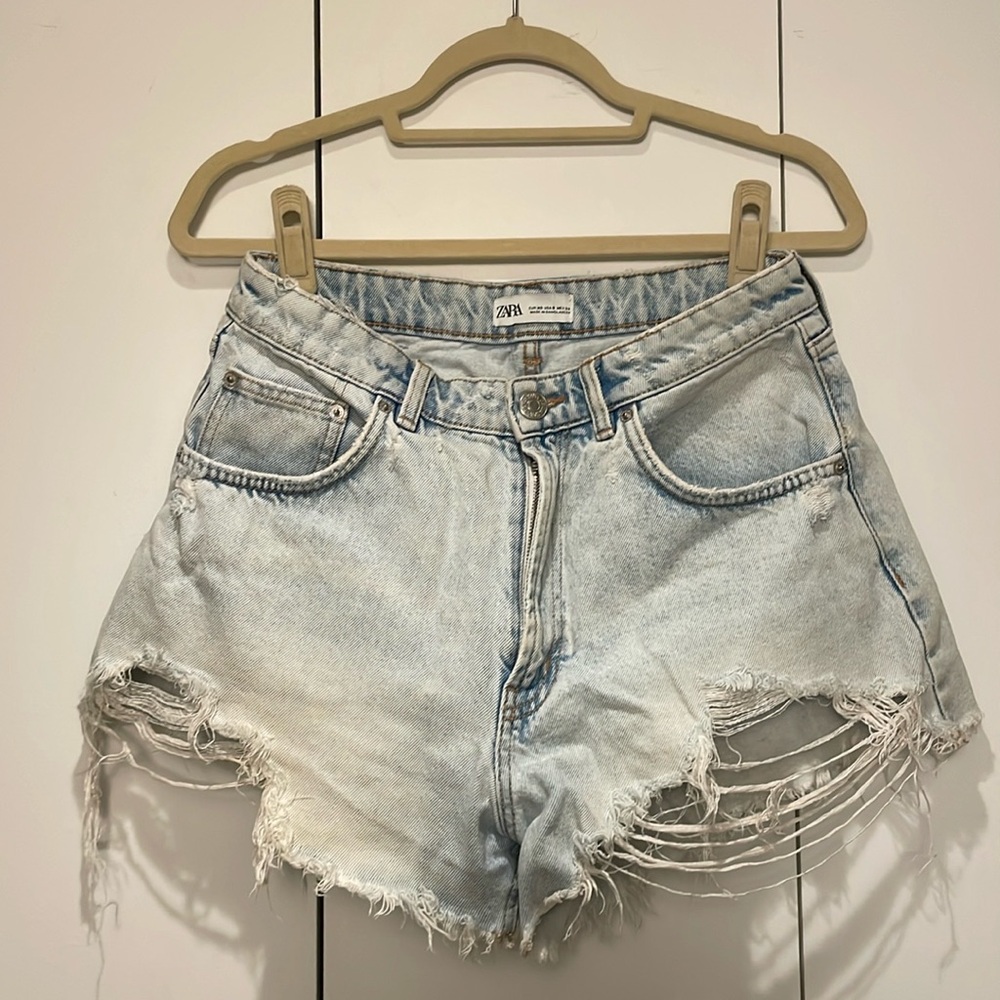 Distressed Light wash Jean Shorts